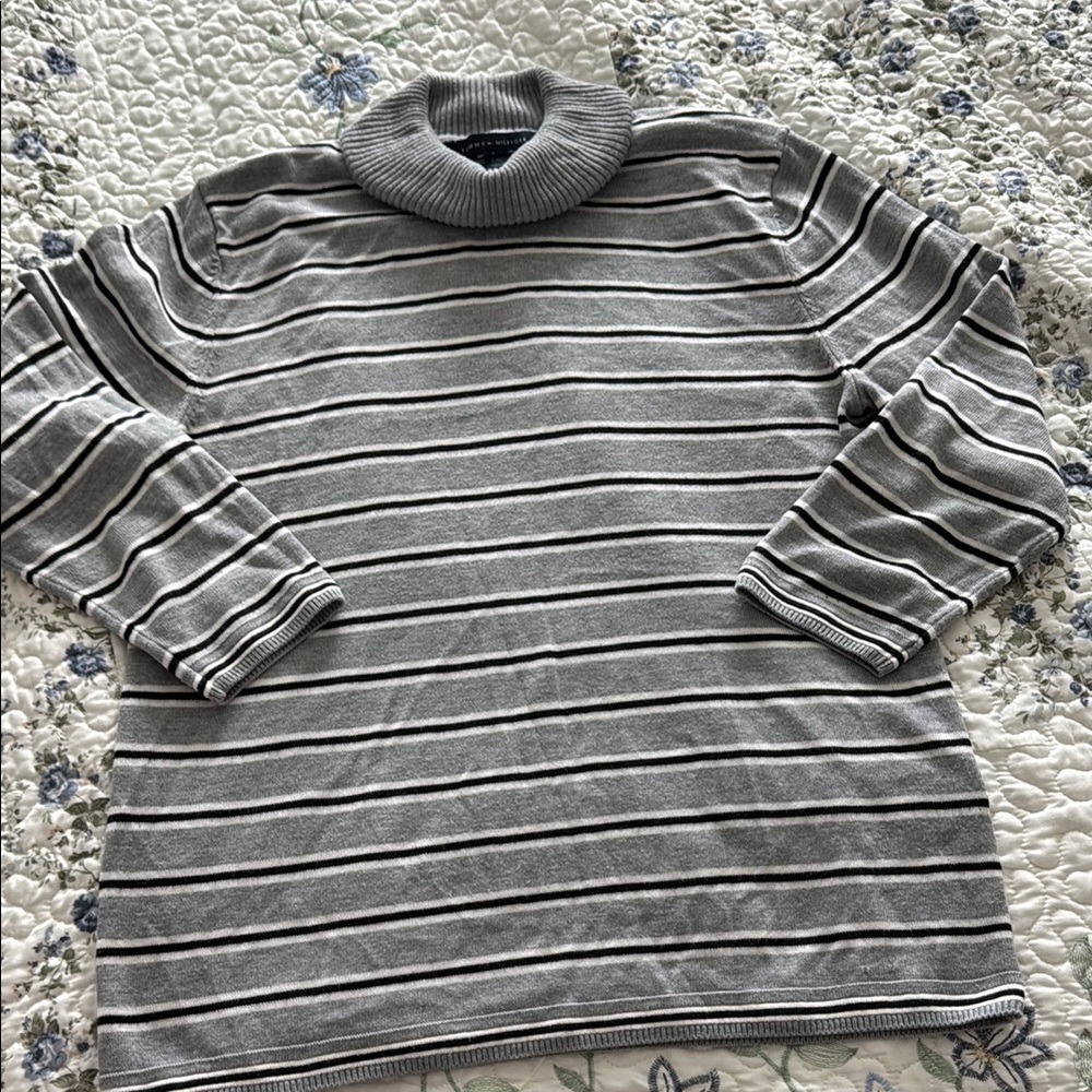 Tommy Hilfiger Light Gray Ribbed Turtleneck